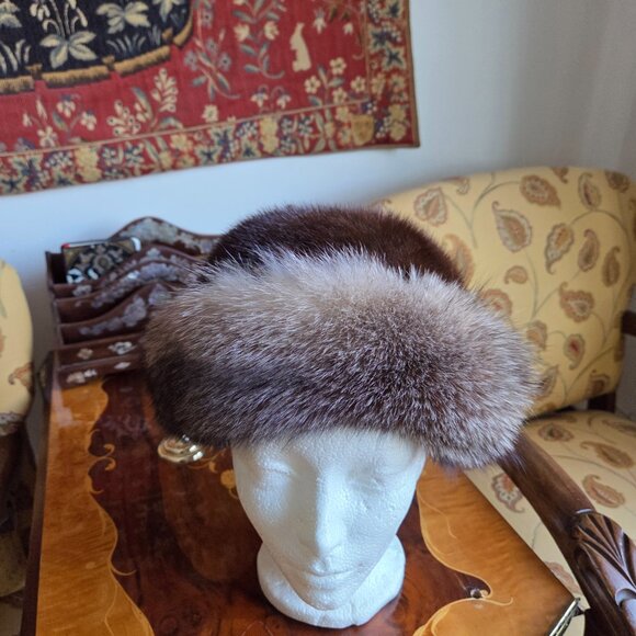 Stunning Real Fur Hat Mink & Crystal Fox - Picture 2 of 11